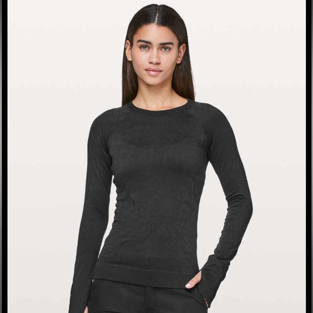 Lululemon Restless Pullover Top in Black